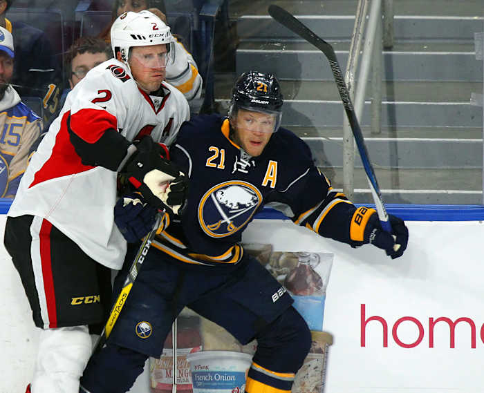 Kyle-Okposo-Buffalo-Sabres.jpg